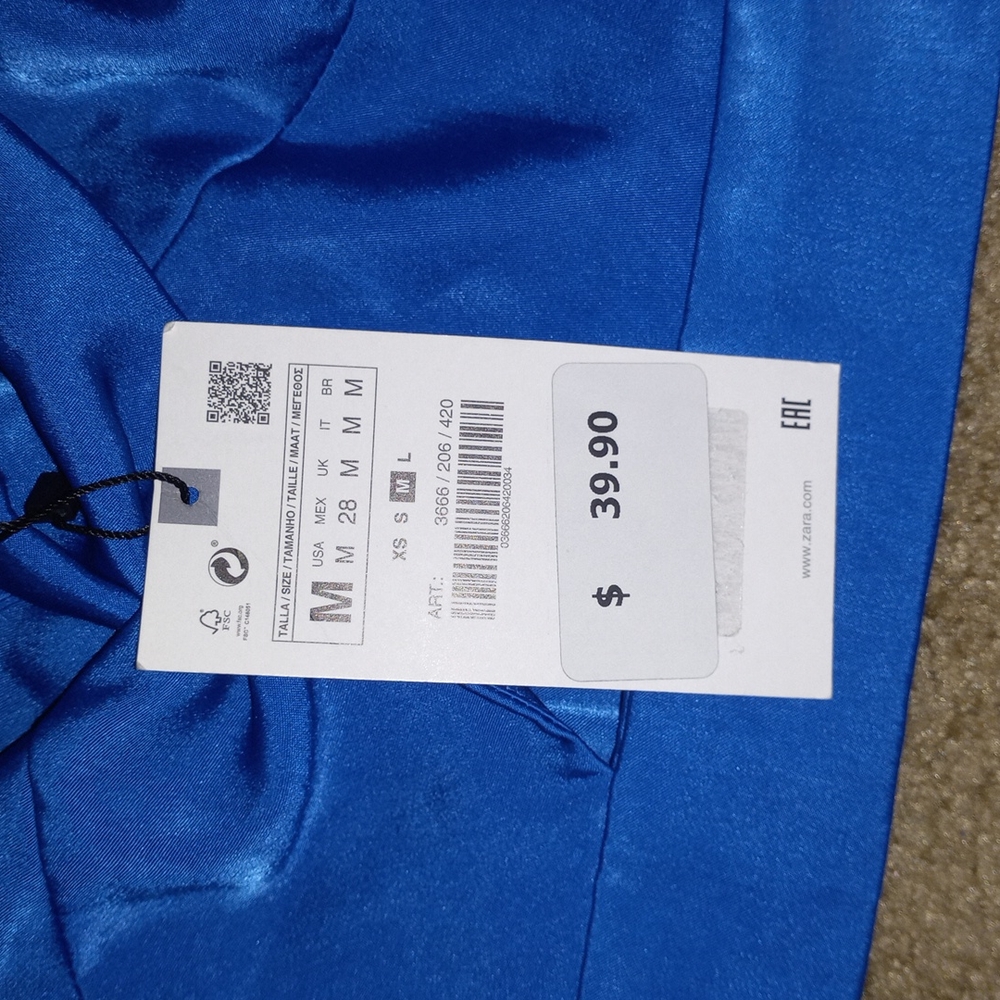 Blue crop top w/ gold chain straps| Brand: Zara| Size: Medium - Picture 2 of 6